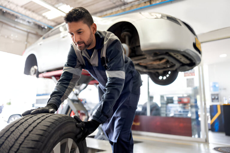 How to Find and Apply for Mechanic Jobs in Canada
